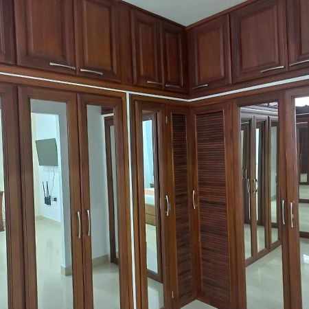 Departamentos Marcecilia De 2 Y 3 Habitaciones En El Centro De Манта Екстериор снимка