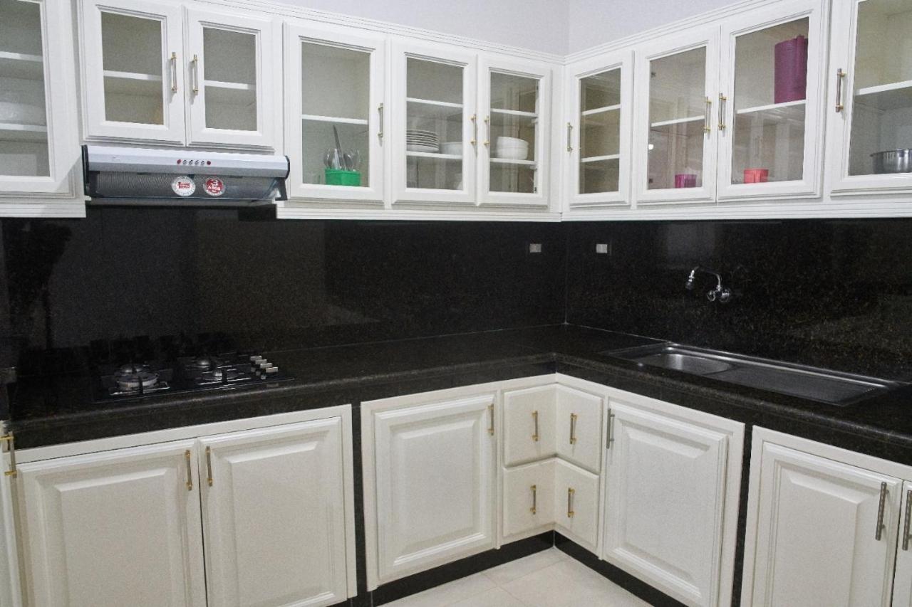 Departamentos Marcecilia De 2 Y 3 Habitaciones En El Centro De Манта Екстериор снимка