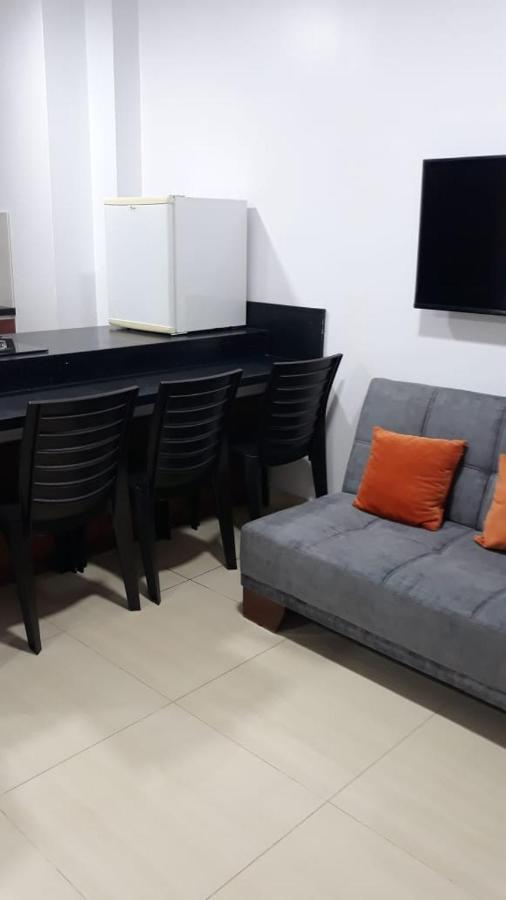 Departamentos Marcecilia De 2 Y 3 Habitaciones En El Centro De Манта Екстериор снимка