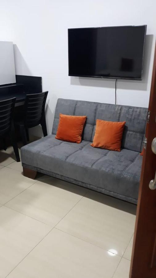 Departamentos Marcecilia De 2 Y 3 Habitaciones En El Centro De Манта Екстериор снимка