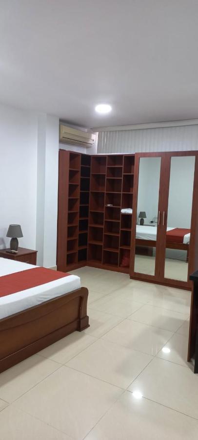 Departamentos Marcecilia De 2 Y 3 Habitaciones En El Centro De Манта Екстериор снимка